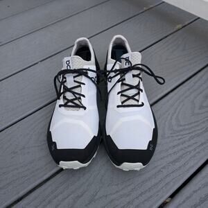 On Cloud Women's Cloudventure Peak Running Shoes Blk/Wht, Size 8.5